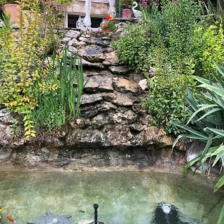 La Bastide Des Anges Bed & Breakfast 2*
